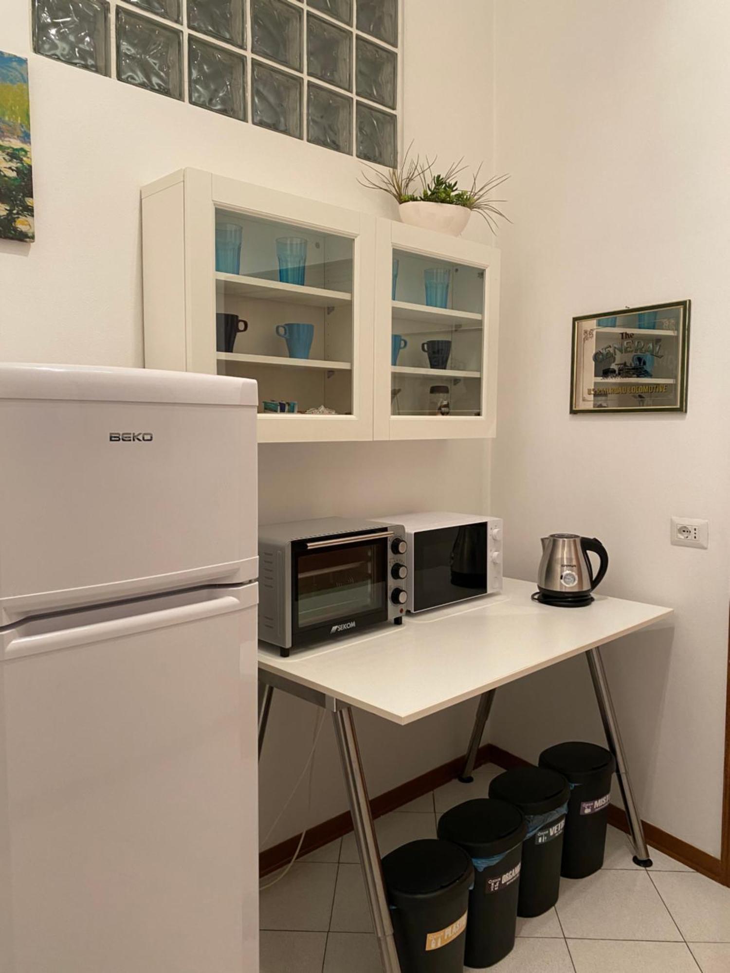 Civico 8 Hotell Prato  Exteriör bild